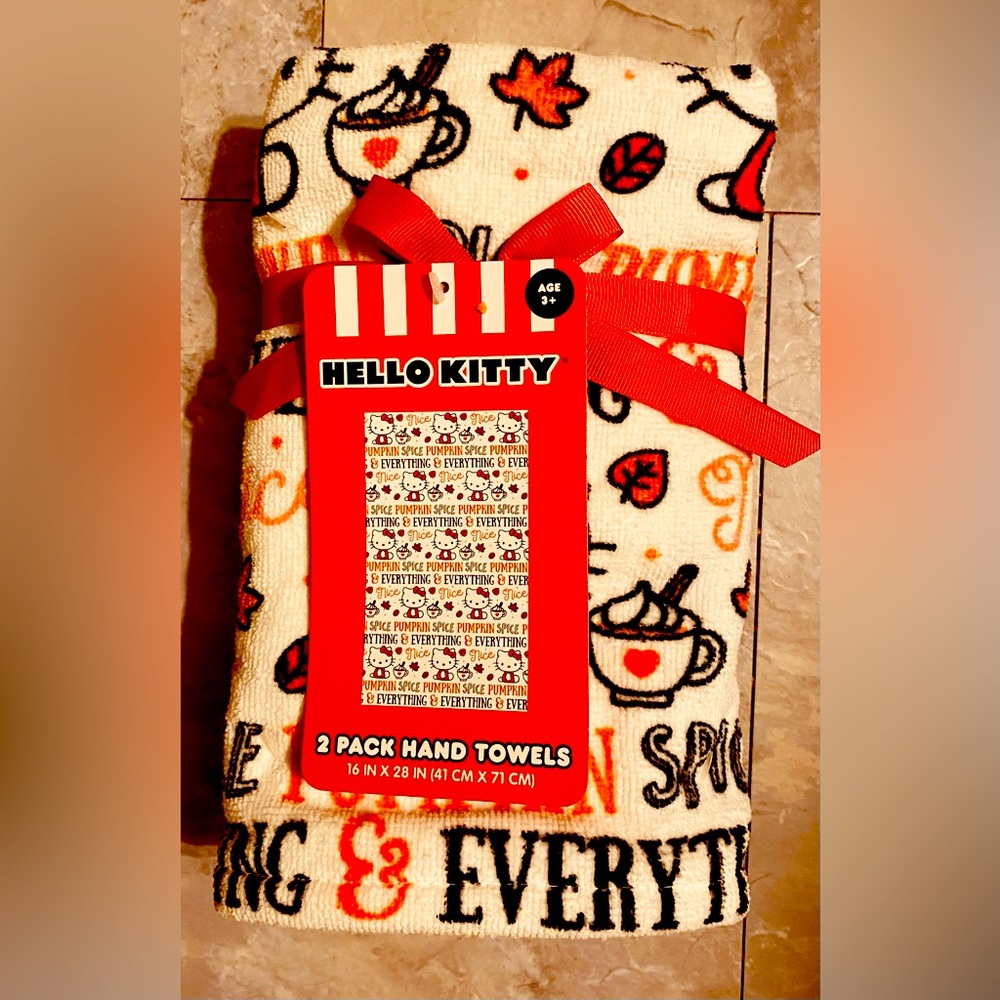 Hello Kitty Set of 2 Hand Towels Pumpkin Spice & Everything Nice